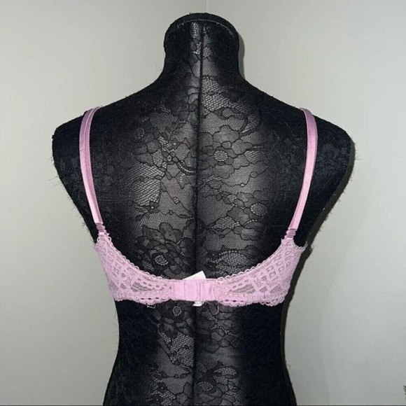 Visctoria Secret Pink Bra 34C - Picture 3 of 4
